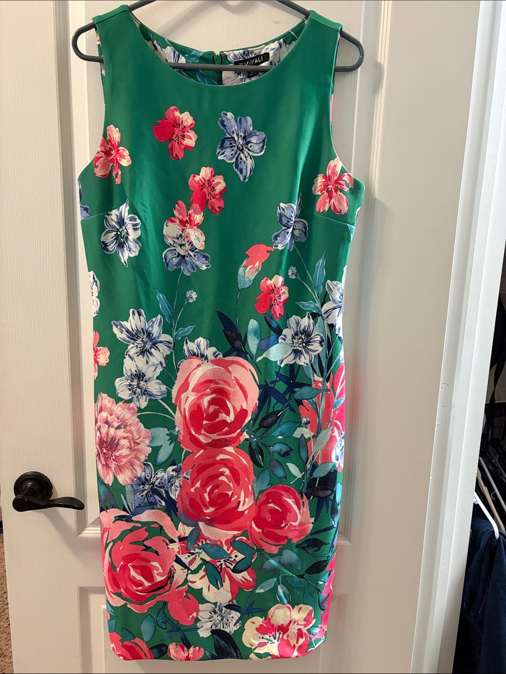 Roz & Ali Emerald Green Floral Sheath Dress with Pink and Blue Blooms